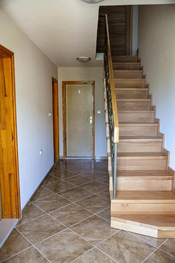 Guest House Ivana Tivat Exterior foto