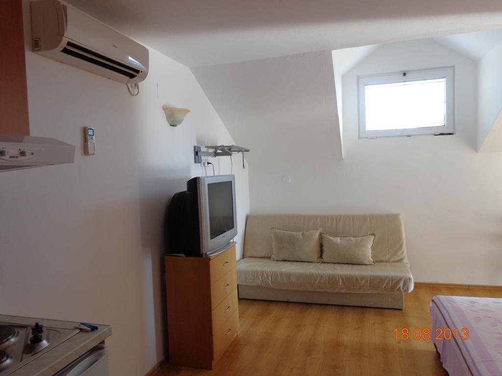 Guest House Ivana Tivat Habitación foto