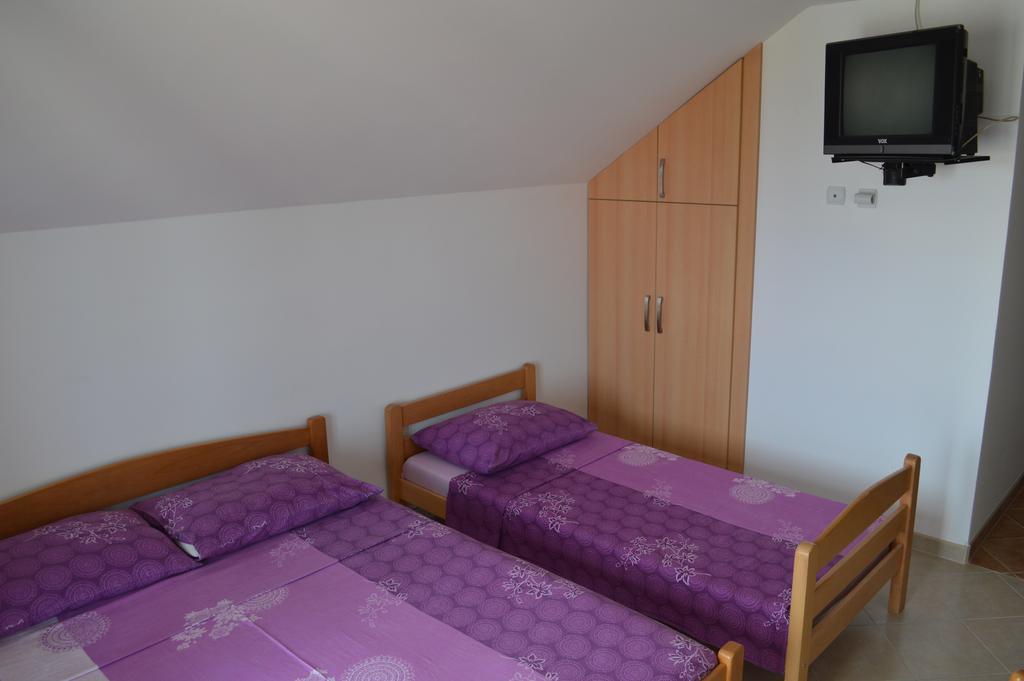 Guest House Ivana Tivat Exterior foto